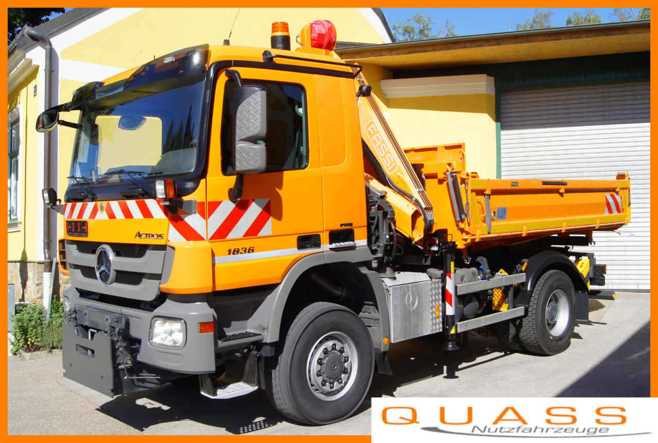 MERCEDES-BENZ ACTROS 1836 /4x4/TÜV/FASSI 110/MEILLER/Winterdienst/Wechselsystem - Vozidlo na odpratávanie snehu: obrázok 1 MERCEDES-BENZ ACTROS 1836 /4x4/TÜV/FASSI 110/MEILLER/Winterdienst/Wechselsystem - Vozidlo na odpratávanie snehu: obrázok 1