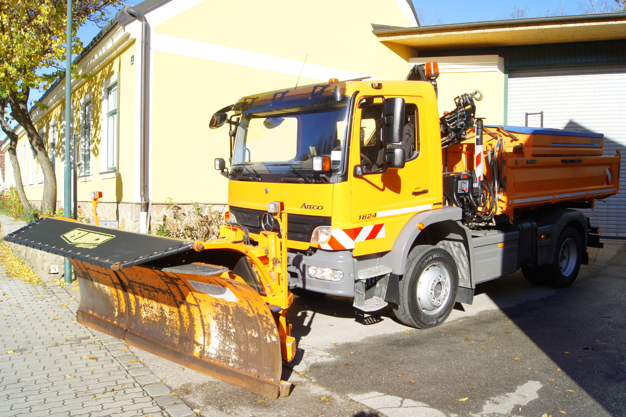 MERCEDES-BENZ ATEGO 1624 4x4/TÜV/Euro 5/HIAB/MEILLER/Winterdienst/Streuer/Schneepflug - Sklápač, Auto s hydraulickou rukou: obrázok 2 MERCEDES-BENZ ATEGO 1624 4x4/TÜV/Euro 5/HIAB/MEILLER/Winterdienst/Streuer/Schneepflug - Sklápač, Auto s hydraulickou rukou: obrázok 2