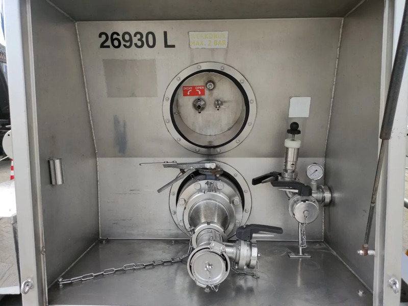 Burg 26930 Liter tankoplegger 1 kamer - Cisternový náves: obrázok 3 Burg 26930 Liter tankoplegger 1 kamer - Cisternový náves: obrázok 3