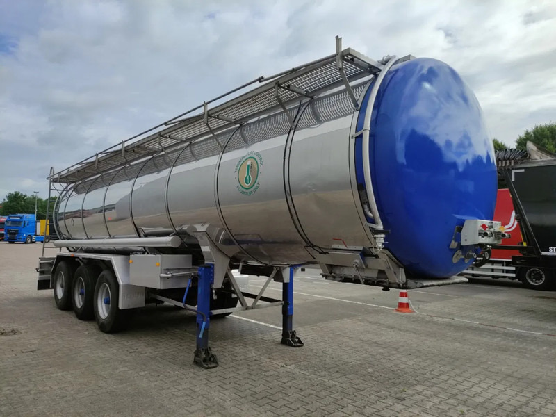 Burg 26930 Liter tankoplegger 1 kamer - Cisternový náves: obrázok 5 Burg 26930 Liter tankoplegger 1 kamer - Cisternový náves: obrázok 5