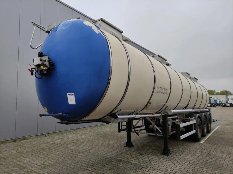 Feldbinder 33500 liter 3 kamer tankoplegger met Unibloc electric pomp - Cisternový náves: obrázok 1 Feldbinder 33500 liter 3 kamer tankoplegger met Unibloc electric pomp - Cisternový náves: obrázok 1