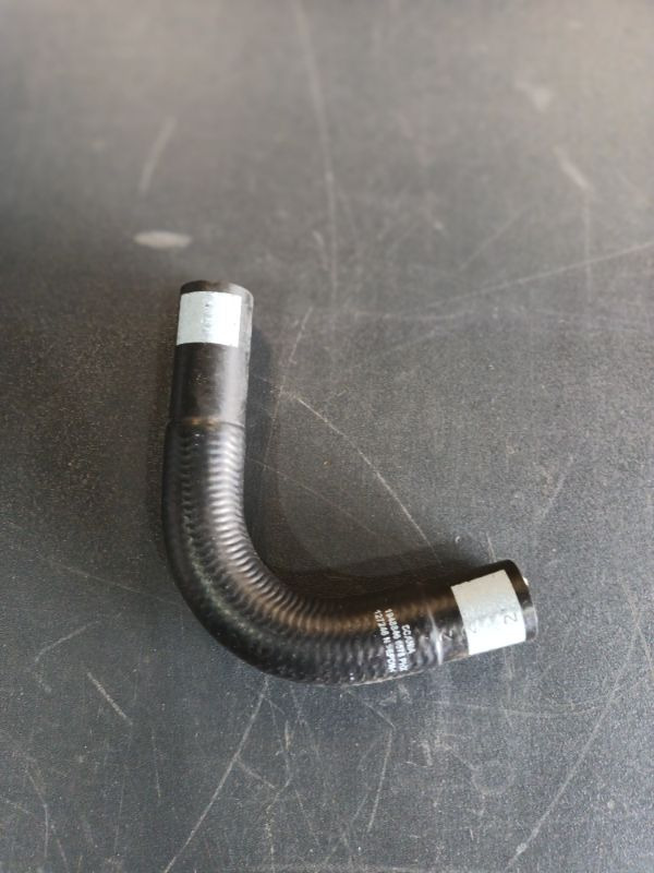 SCANIA COOLANT HOSE - 1948846 - Chladiaci systém pre Nákladné auto: obrázok 1 SCANIA COOLANT HOSE - 1948846 - Chladiaci systém pre Nákladné auto: obrázok 1
