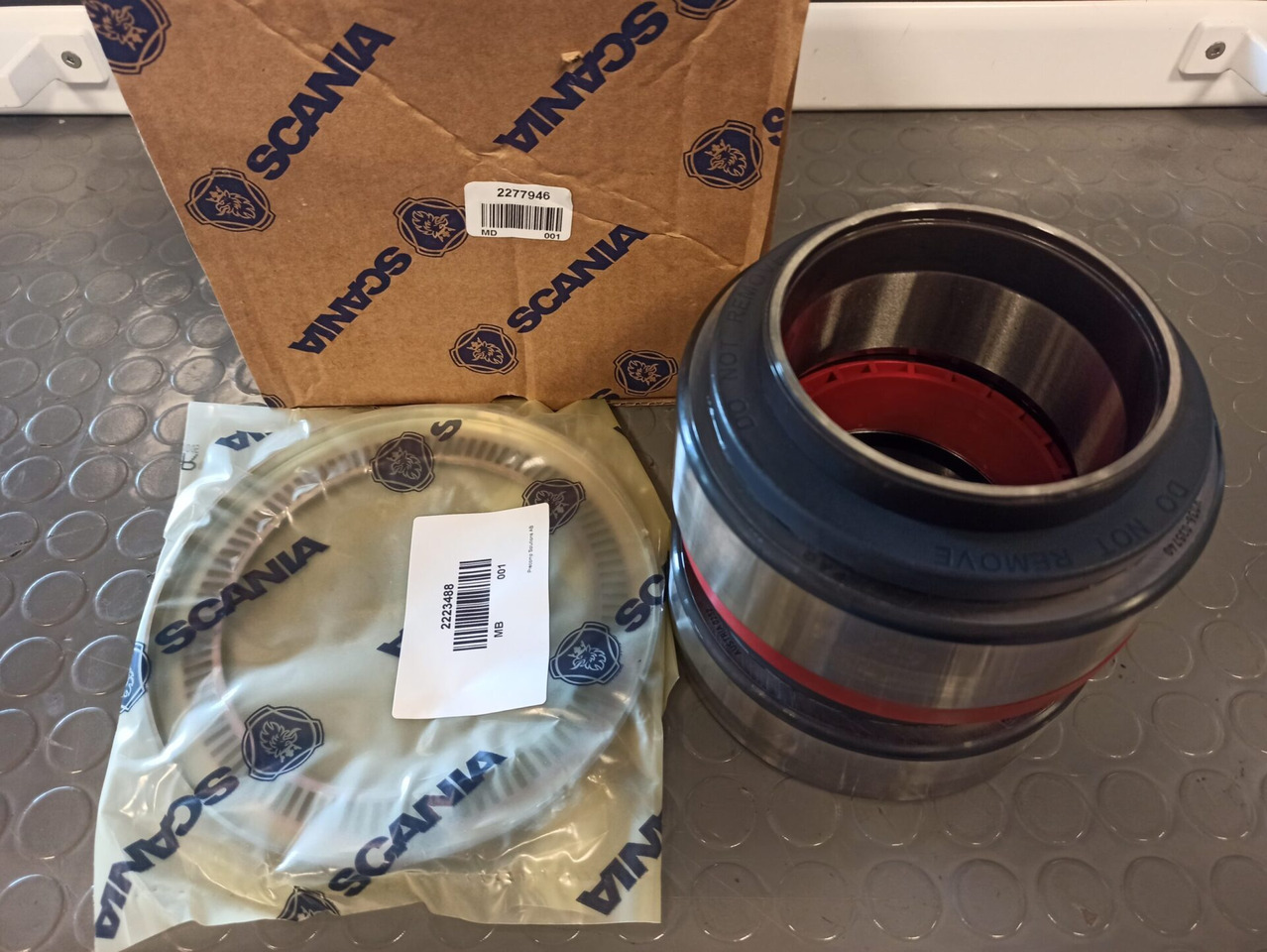SCANIA WHEEL BEARING UNIT - 2277946 - Náprava a diely pre Nákladné auto: obrázok 1 SCANIA WHEEL BEARING UNIT - 2277946 - Náprava a diely pre Nákladné auto: obrázok 1