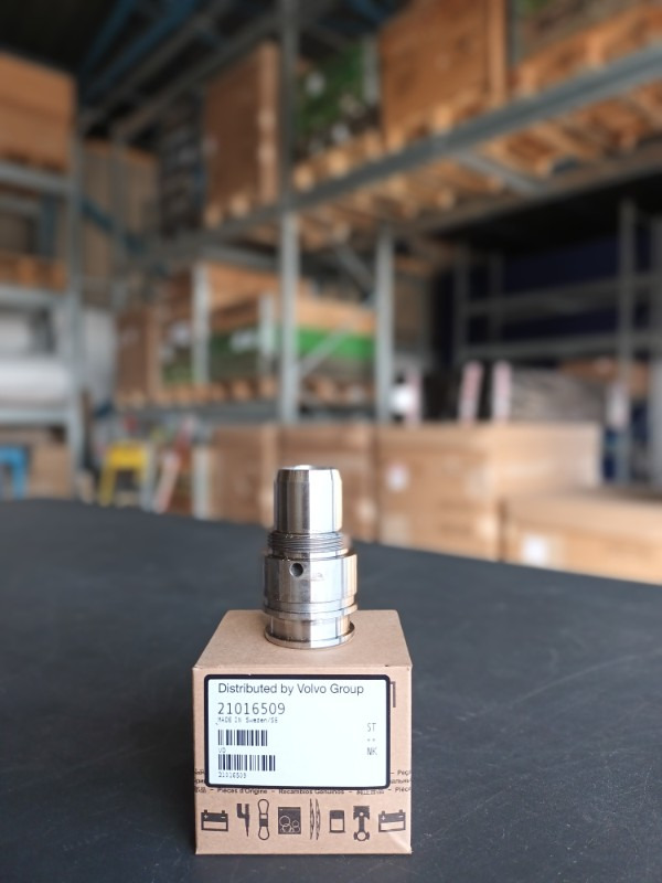 VOLVO PISTON - 21016509 - Piest/ Krúžka/ Puzdrá pre Nákladné auto: obrázok 1 VOLVO PISTON - 21016509 - Piest/ Krúžka/ Puzdrá pre Nákladné auto: obrázok 1