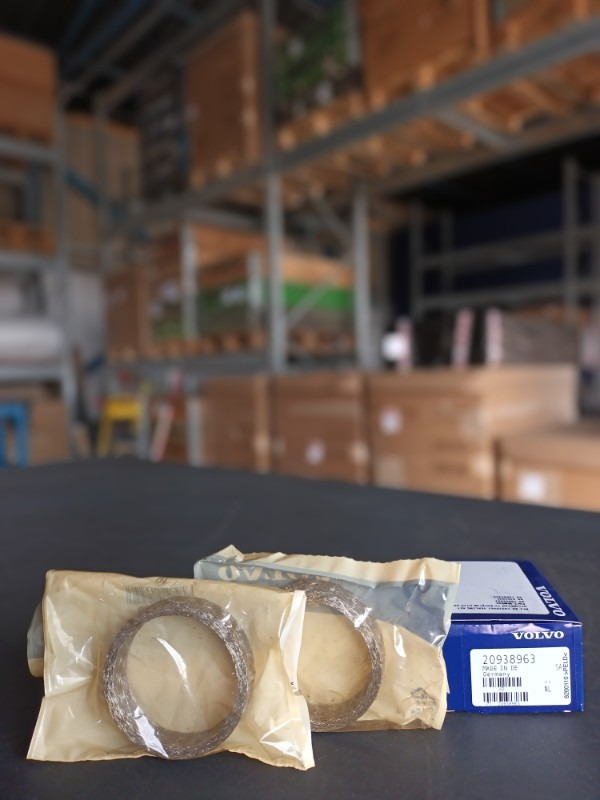 VOLVO SEALING KIT - 20938963 - Sada na opravu motora pre Nákladné auto: obrázok 1 VOLVO SEALING KIT - 20938963 - Sada na opravu motora pre Nákladné auto: obrázok 1