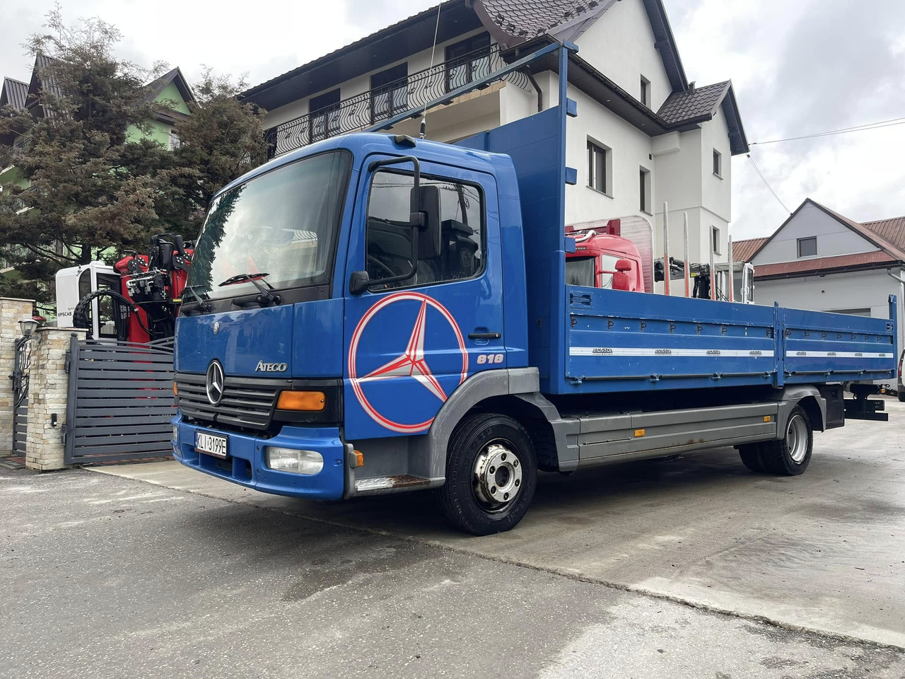 Mercedes Benz Atego 818 - Valníkový/ Plošinový nákladný automobil: obrázok 3 Mercedes Benz Atego 818 - Valníkový/ Plošinový nákladný automobil: obrázok 3