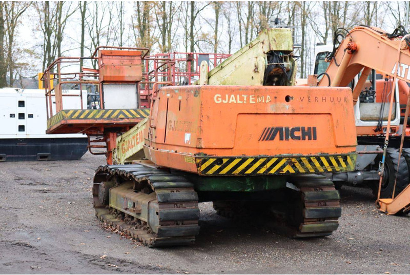 Aichi RZ150/IRZ500 - Teleskopická plošina: obrázok 4 Aichi RZ150/IRZ500 - Teleskopická plošina: obrázok 4