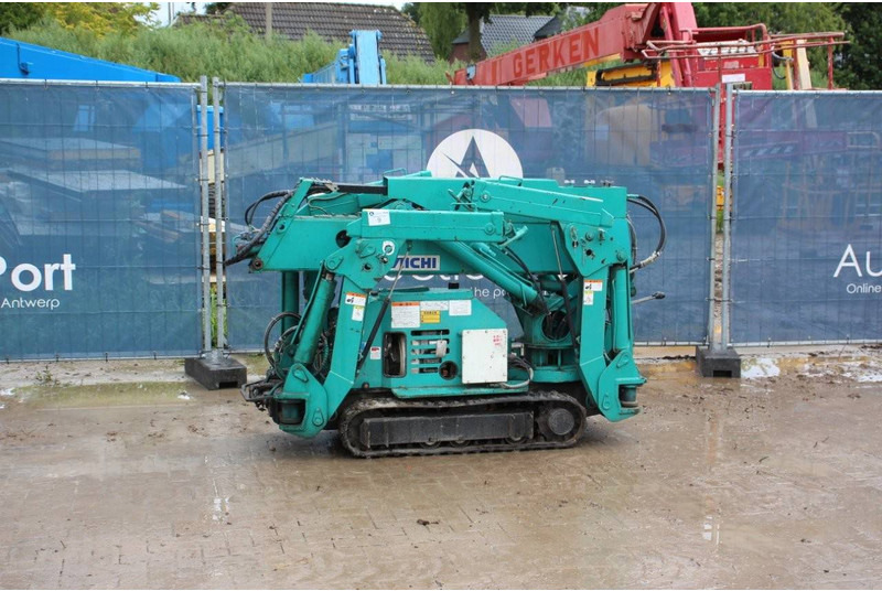 Aichi UJ012 - Pásový žeriav: obrázok 1 Aichi UJ012 - Pásový žeriav: obrázok 1