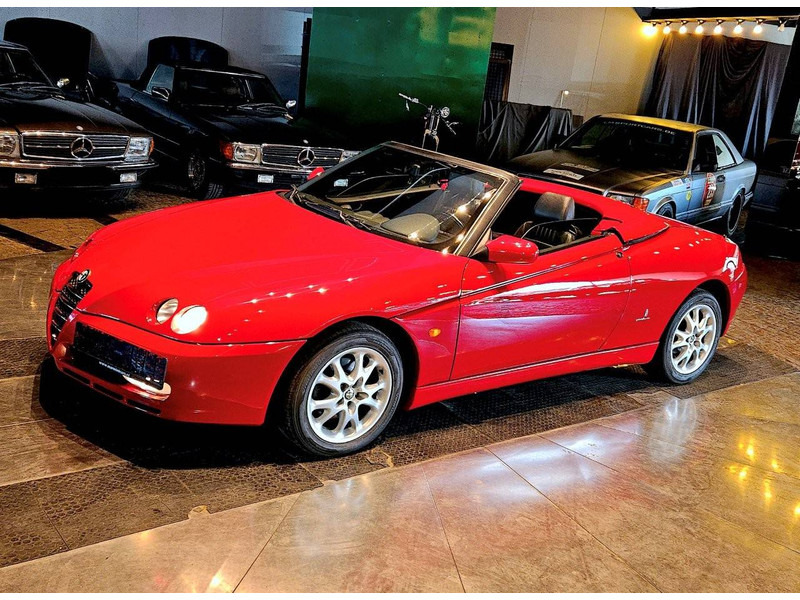 Alfa Romeo Spider (916 - update 3) _ 2.0 TS - Automobil: obrázok 1 Alfa Romeo Spider (916 - update 3) _ 2.0 TS - Automobil: obrázok 1