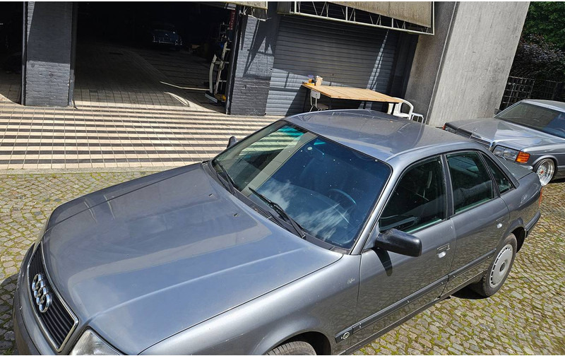 Audi 100 2.4D - Sedan: obrázok 3 Audi 100 2.4D - Sedan: obrázok 3