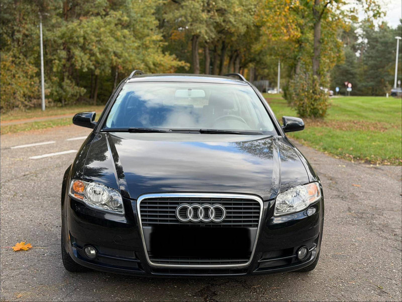Audi A4 Avant 1.9 TDI - Sedan: obrázok 5 Audi A4 Avant 1.9 TDI - Sedan: obrázok 5