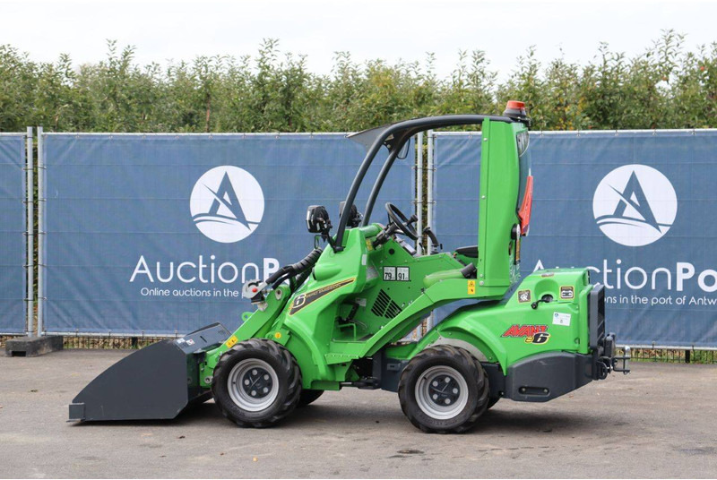 Avant E6 - Kolesový nakladač: obrázok 3 Avant E6 - Kolesový nakladač: obrázok 3