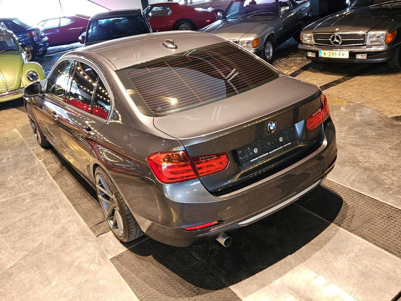 BMW 3-Reeks (F30) _ 320d - Automobil: obrázok 4 BMW 3-Reeks (F30) _ 320d - Automobil: obrázok 4