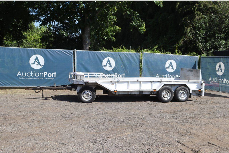 Baveck P24 4A - Plošinový/ Valníkový príves: obrázok 1 Baveck P24 4A - Plošinový/ Valníkový príves: obrázok 1