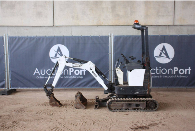 Bobcat E10Z - Mini rýpadlo: obrázok 2 Bobcat E10Z - Mini rýpadlo: obrázok 2