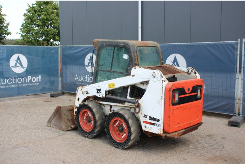 Bobcat S450 - Kolesový nakladač: obrázok 3 Bobcat S450 - Kolesový nakladač: obrázok 3