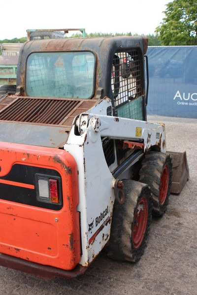 Bobcat S450 - Kolesový nakladač: obrázok 5 Bobcat S450 - Kolesový nakladač: obrázok 5
