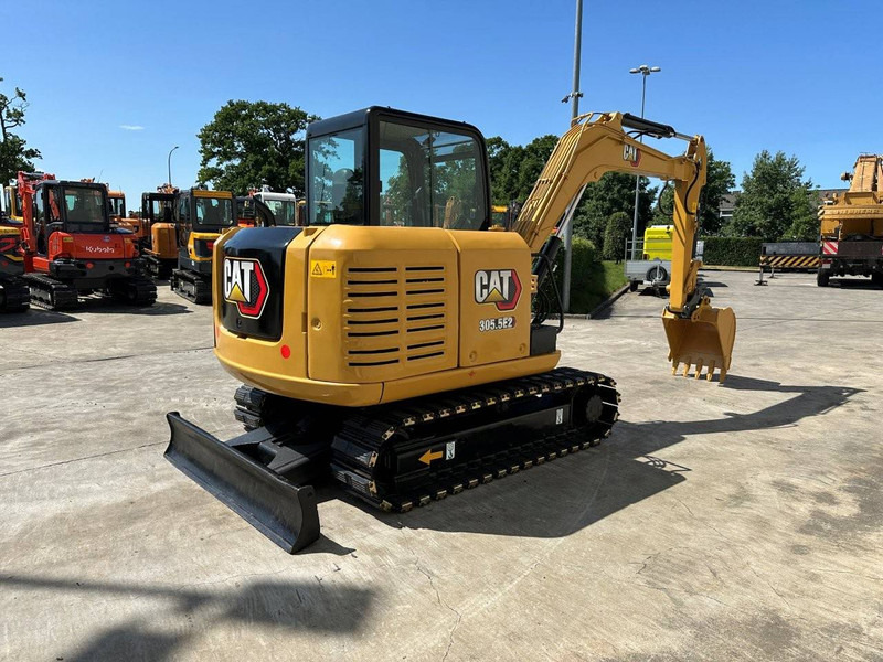 Caterpillar 305.5E2 - Pásové rýpadlo: obrázok 4 Caterpillar 305.5E2 - Pásové rýpadlo: obrázok 4