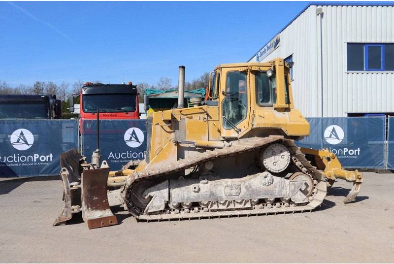 Caterpillar D5H LGP Series II - Buldozér: obrázok 1 Caterpillar D5H LGP Series II - Buldozér: obrázok 1