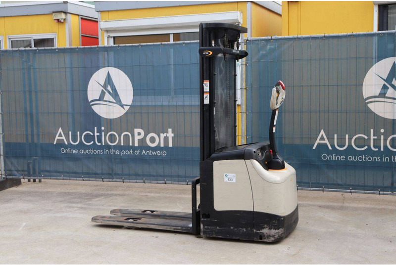 Crown - Stohovač: obrázok 3 Crown - Stohovač: obrázok 3