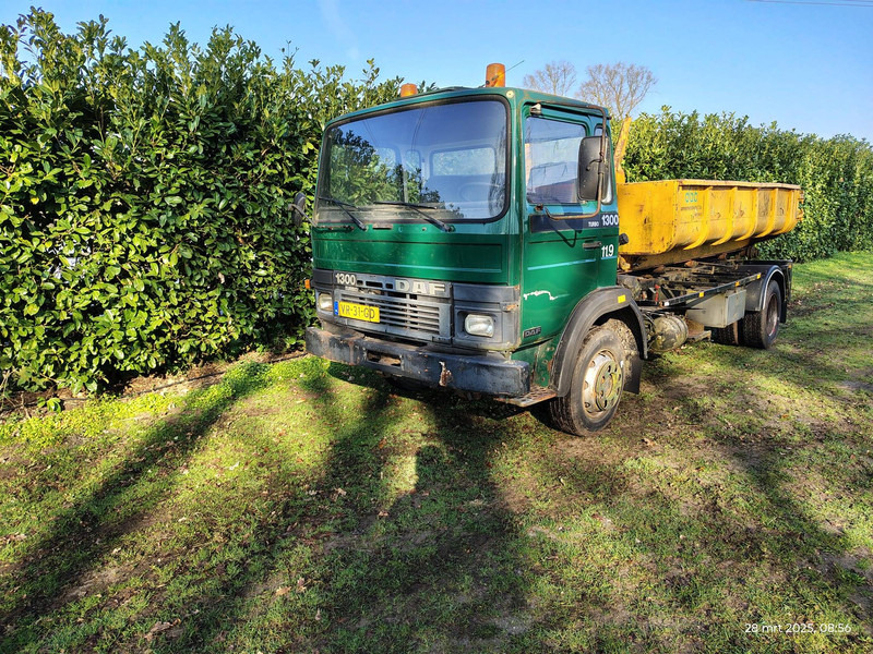 DAF 1300 - Valníkový/ Plošinový nákladný automobil: obrázok 2 DAF 1300 - Valníkový/ Plošinový nákladný automobil: obrázok 2