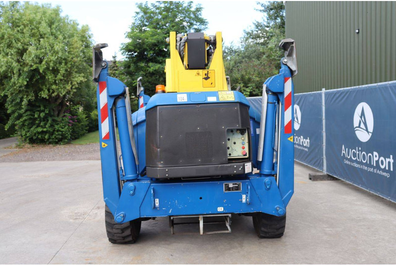 Dino 205RXT - Kĺbová pracovná plošina: obrázok 5 Dino 205RXT - Kĺbová pracovná plošina: obrázok 5