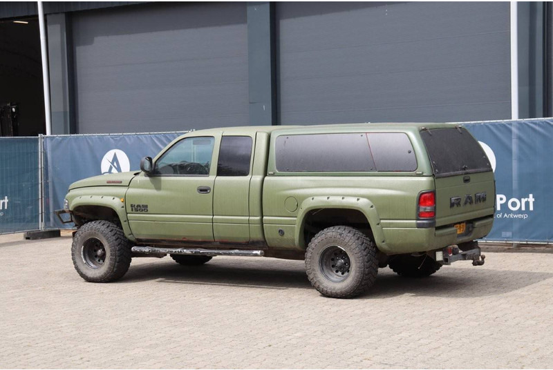 Dodge Ram 1500 - Automobil: obrázok 3 Dodge Ram 1500 - Automobil: obrázok 3