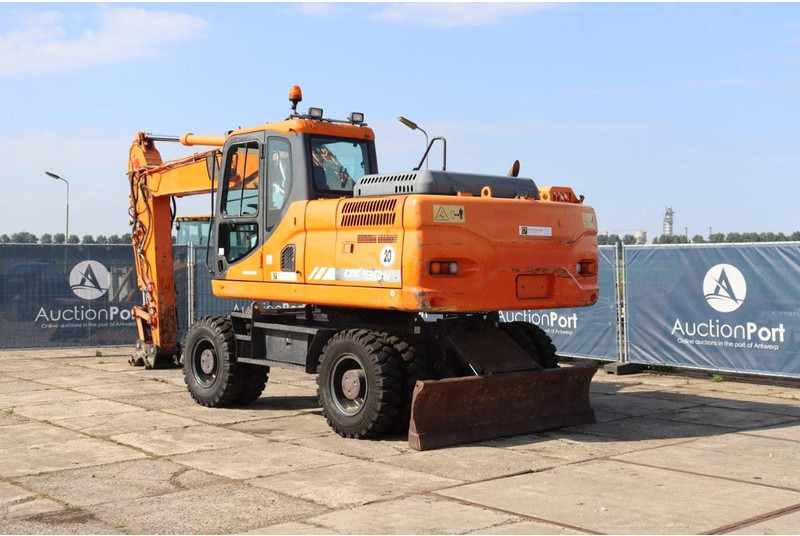 Doosan DX190W-3 - Kolesové rýpadlo: obrázok 4 Doosan DX190W-3 - Kolesové rýpadlo: obrázok 4