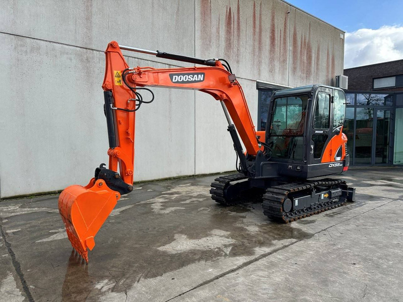 Doosan DX55-9C - Pásové rýpadlo: obrázok 1 Doosan DX55-9C - Pásové rýpadlo: obrázok 1