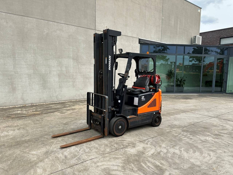 Doosan GC20E-5 - Plynový vysokozdvižný vozík: obrázok 1 Doosan GC20E-5 - Plynový vysokozdvižný vozík: obrázok 1