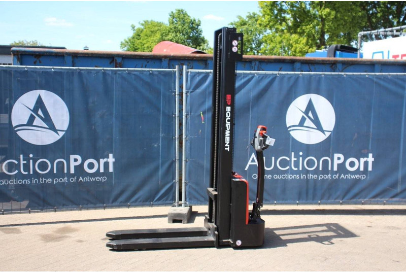 EP Equipment EST122 - Stohovač: obrázok 1 EP Equipment EST122 - Stohovač: obrázok 1