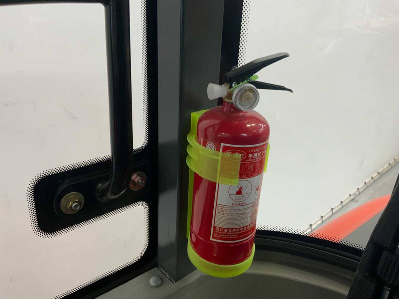 Everun ER12 - Kolesový nakladač: obrázok 5 Everun ER12 - Kolesový nakladač: obrázok 5