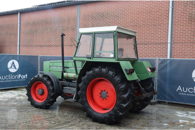 Fendt Favorit 610 LS Turbomatik - Traktor: obrázok 3 Fendt Favorit 610 LS Turbomatik - Traktor: obrázok 3