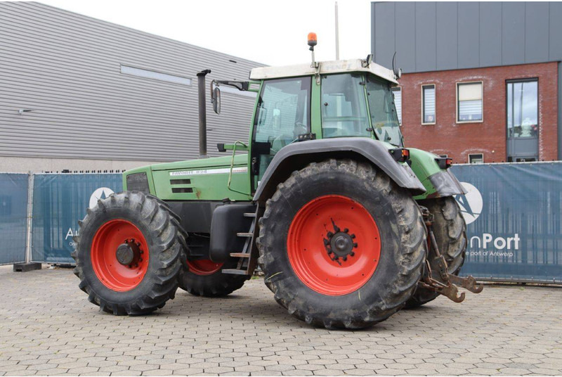 Fendt Favorit 824 - Traktor: obrázok 3 Fendt Favorit 824 - Traktor: obrázok 3