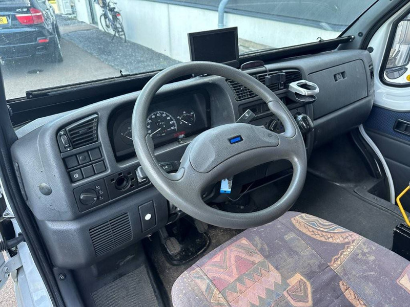 Fiat 230 - Polointegrované obytné auto: obrázok 5 Fiat 230 - Polointegrované obytné auto: obrázok 5