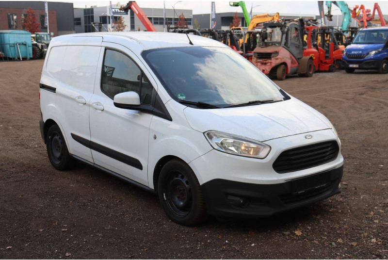 Furgon Ford Transit Courier: obrázok 7