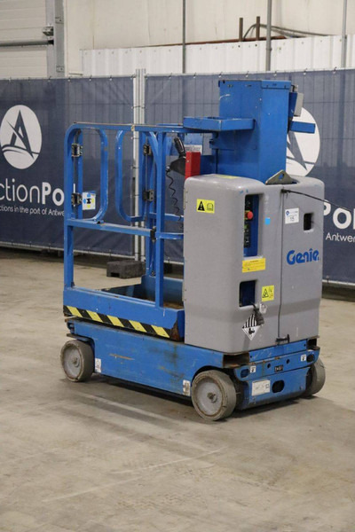 Genie GRC-12 - Pracovná plošina: obrázok 4 Genie GRC-12 - Pracovná plošina: obrázok 4