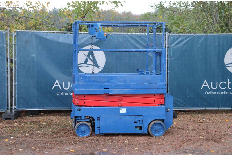 Genie GS-1532 - Samohybná plošiny: obrázok 1 Genie GS-1532 - Samohybná plošiny: obrázok 1