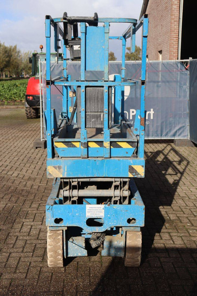 Genie GS-2032 - Samohybná plošiny: obrázok 5 Genie GS-2032 - Samohybná plošiny: obrázok 5