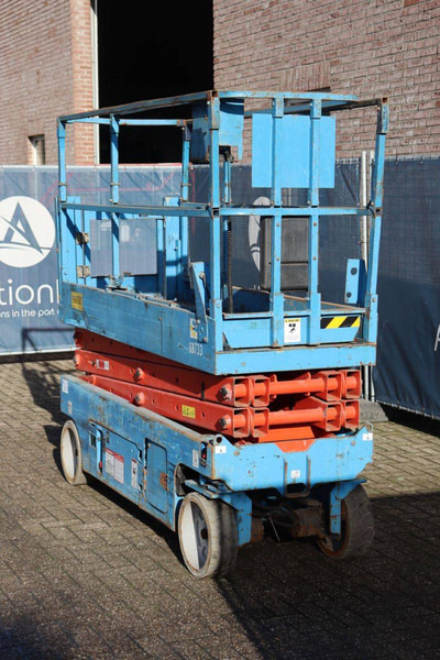 Genie GS-2032 - Samohybná plošiny: obrázok 4 Genie GS-2032 - Samohybná plošiny: obrázok 4