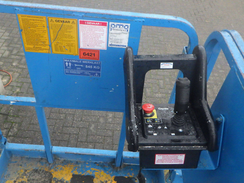 Genie GS-2046 - Samohybná plošiny: obrázok 4 Genie GS-2046 - Samohybná plošiny: obrázok 4