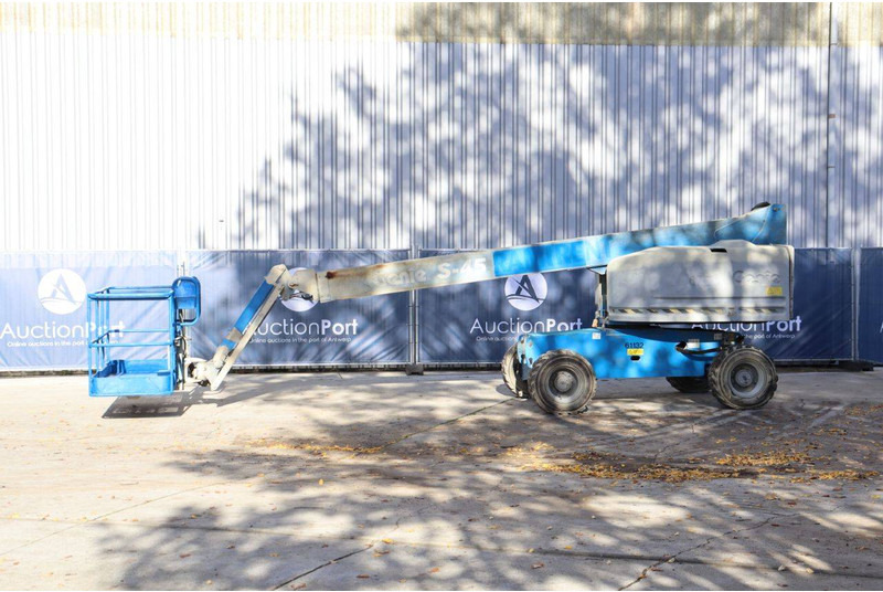 Genie S-45 - Teleskopická plošina: obrázok 1 Genie S-45 - Teleskopická plošina: obrázok 1