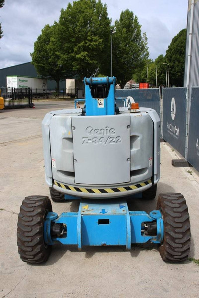 Genie Z-34/22 - Kĺbová pracovná plošina: obrázok 4 Genie Z-34/22 - Kĺbová pracovná plošina: obrázok 4