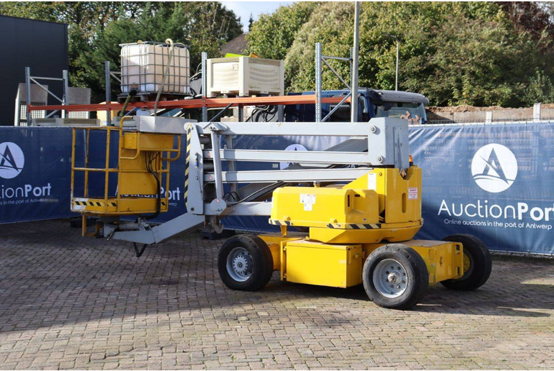 Genie Z-45/22 - Kĺbová pracovná plošina: obrázok 4 Genie Z-45/22 - Kĺbová pracovná plošina: obrázok 4