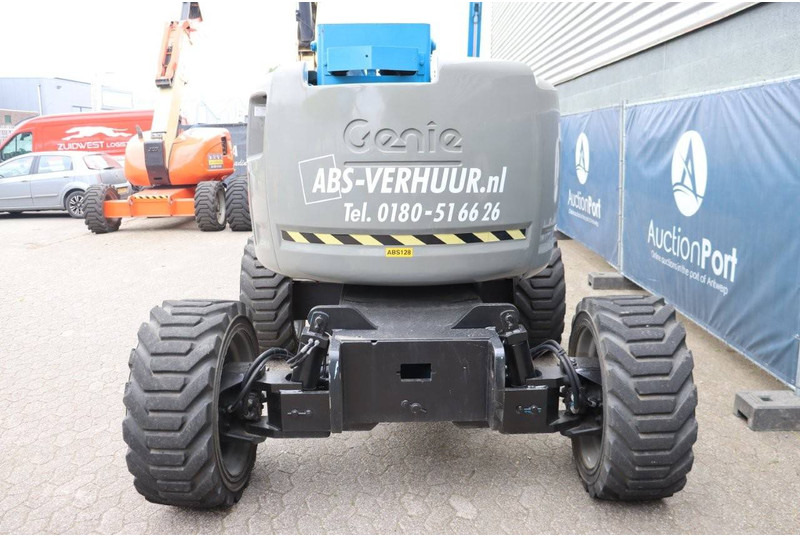 Genie Z-45/25 - Kĺbová pracovná plošina: obrázok 4 Genie Z-45/25 - Kĺbová pracovná plošina: obrázok 4