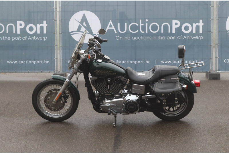 Harley-Davidson Dyna Street Bob - Motocykel: obrázok 2 Harley-Davidson Dyna Street Bob - Motocykel: obrázok 2