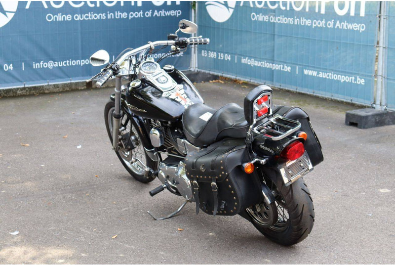 Harley-Davidson Dyna Wide Glide - Motocykel: obrázok 4 Harley-Davidson Dyna Wide Glide - Motocykel: obrázok 4