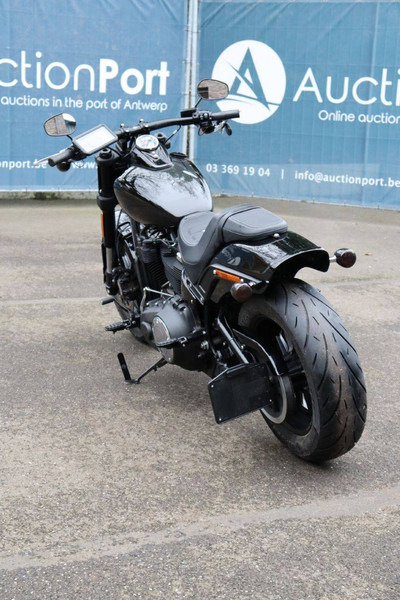 Harley-Davidson Fat Bob - Motocykel: obrázok 4 Harley-Davidson Fat Bob - Motocykel: obrázok 4
