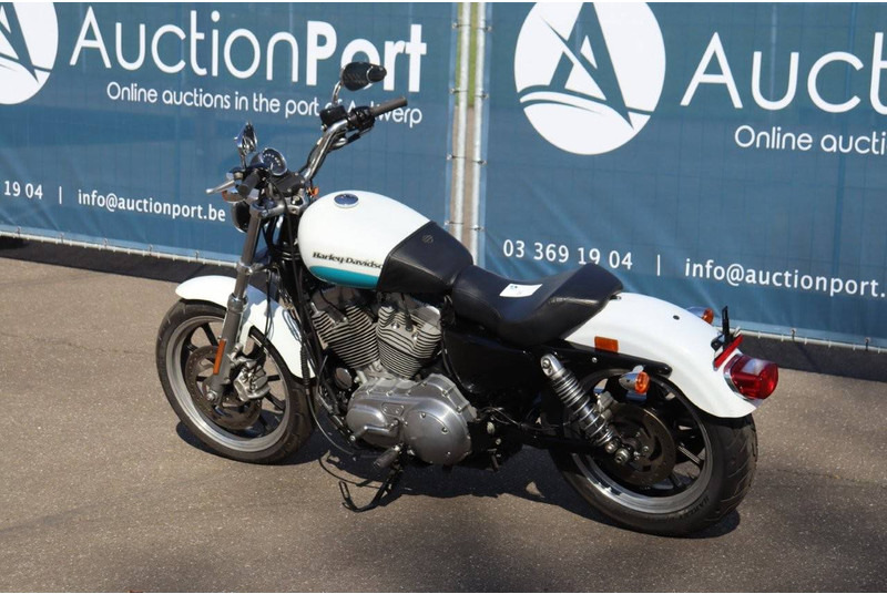 Harley-Davidson SPORTSTER XL883 SUPER LOW - Motocykel: obrázok 3 Harley-Davidson SPORTSTER XL883 SUPER LOW - Motocykel: obrázok 3
