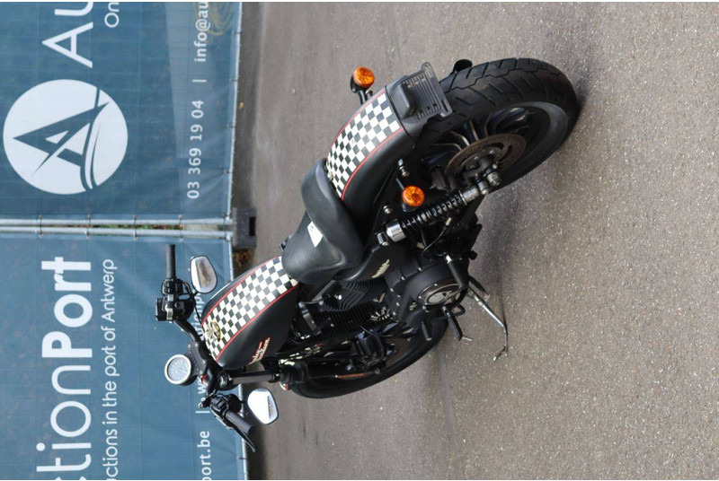 Harley-Davidson Sportster 883N Iron - Motocykel: obrázok 4 Harley-Davidson Sportster 883N Iron - Motocykel: obrázok 4